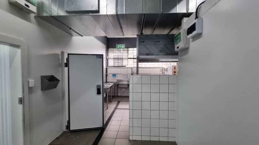 To Let Commercial Property for Rent in Salt River Western Cape